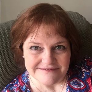 Meet your Posher, Becky